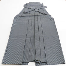 Load image into Gallery viewer, Hakama Men&#39;s Lantern Hakama Silk Silk Approximately 89cm Gray Black Striped Purpose Men are dressed up