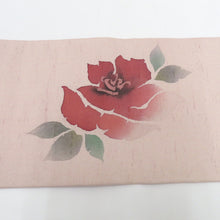 Load image into Gallery viewer, 名古屋帯 正絹 紬地 薄ピンク地 薔薇柄 お太鼓柄 九寸帯 作家物 落款付 カジュアル 仕立て上がり 着物帯 バラ ばら 長さ377cm
