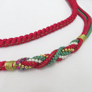 刺繍半衿 帯締め 絞り帯揚げ 3点セット 赤系 花×リボン×レース シルエリー 新合繊 ポリエステル 半襟 振袖 礼装 成人式 卒業式 和装小物 日本製