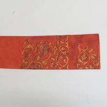 Load image into Gallery viewer, 名古屋帯 正絹 茶色ｘ金色 唐草花模様 六通柄 仕立て上がり 着物帯 長さ362cm