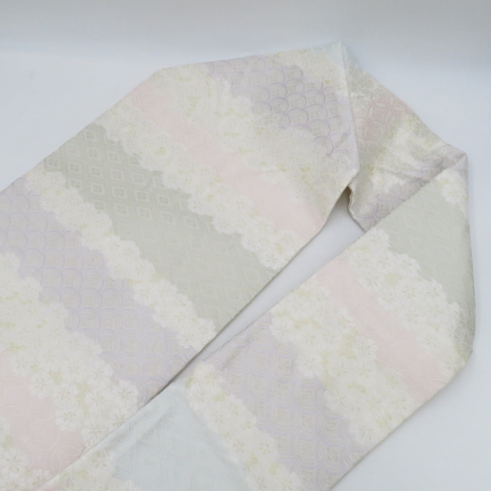 名古屋帯 夏用 絽 桜に七宝模様 白色x薄ピンク色 パステル系 金糸銀糸