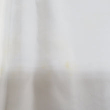 Load image into Gallery viewer, 黒留袖 飛び鶴文様 五三桐紋 正絹 刺繍入り 落款入り 比翼 刺繍入り 袷 広衿 礼装着物 フォーマル 仕立て上がり 身丈159cm