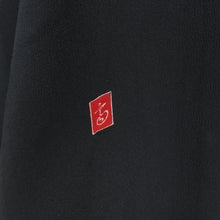 Load image into Gallery viewer, 黒留袖 飛び鶴文様 五三桐紋 正絹 刺繍入り 落款入り 比翼 刺繍入り 袷 広衿 礼装着物 フォーマル 仕立て上がり 身丈159cm