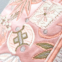袋帯 ピンク 金 白 銀 毘沙門亀甲調 鶴 宝文様 刺繍 六通柄 正絹