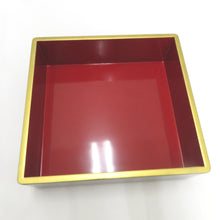 Load image into Gallery viewer, 骨董・民芸品 御重 重箱 二段重 黒 漆器 蒔絵 重台 共箱有
