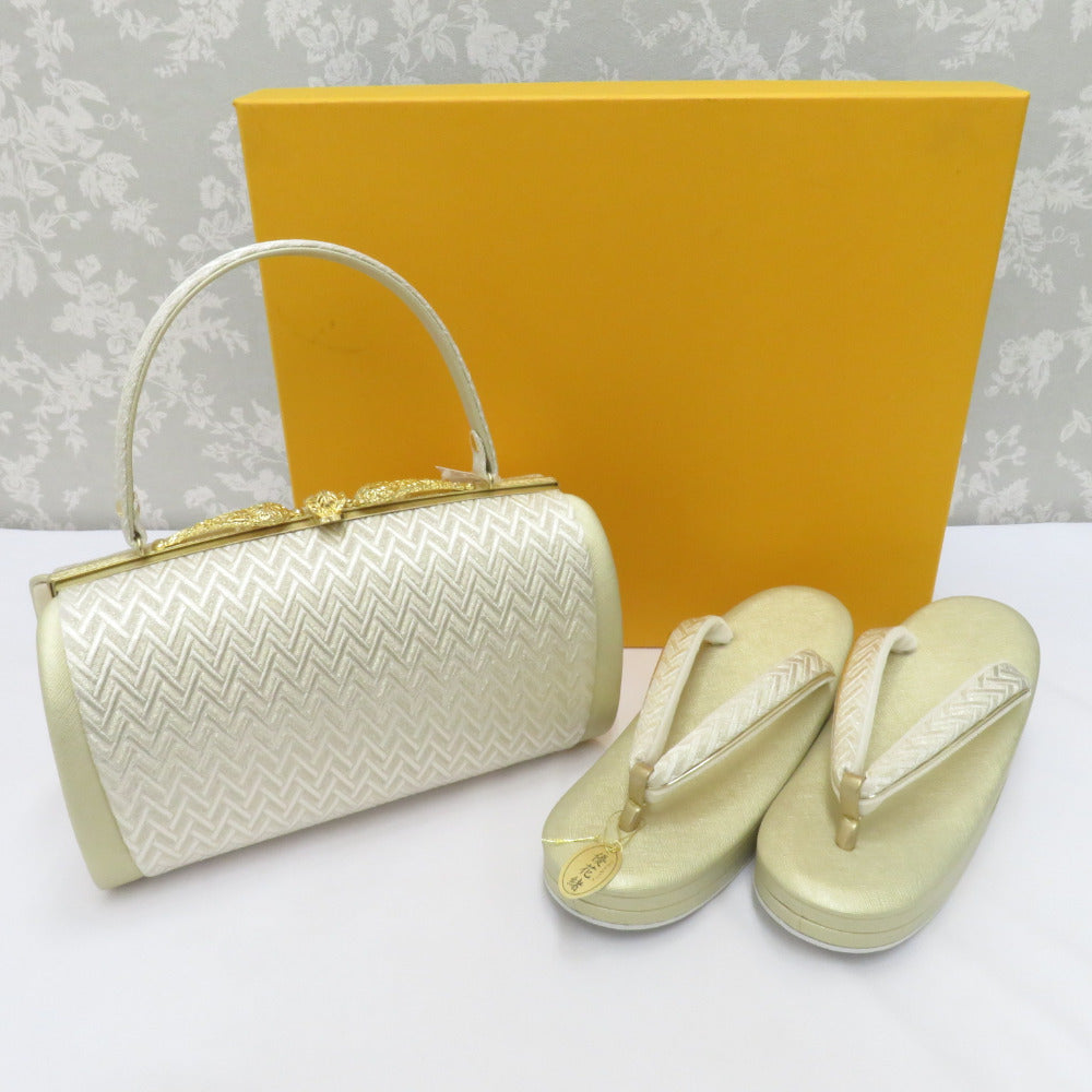 美品 シャンパンゴールド 花柄 和装用 バッグと草履セット 和装用バッグと草履セット 花柄 美品 シャンパンゴールド 花柄