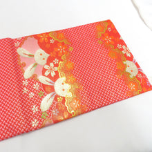 Load image into Gallery viewer, 子供着物 女児用 子ども用 作り帯 結び帯 7歳用 赤×ピンク×緑×金 うさぎ 雪輪 桜 市松 七五三 祝着 晴れ着 舞台衣装 ウサギ 兎