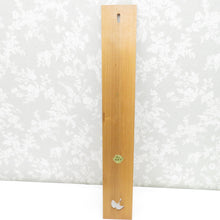 Load image into Gallery viewer, 骨董・民芸品 輪島塗 壁掛 短冊 魚 波 沈金 黒 箱有 インテリア