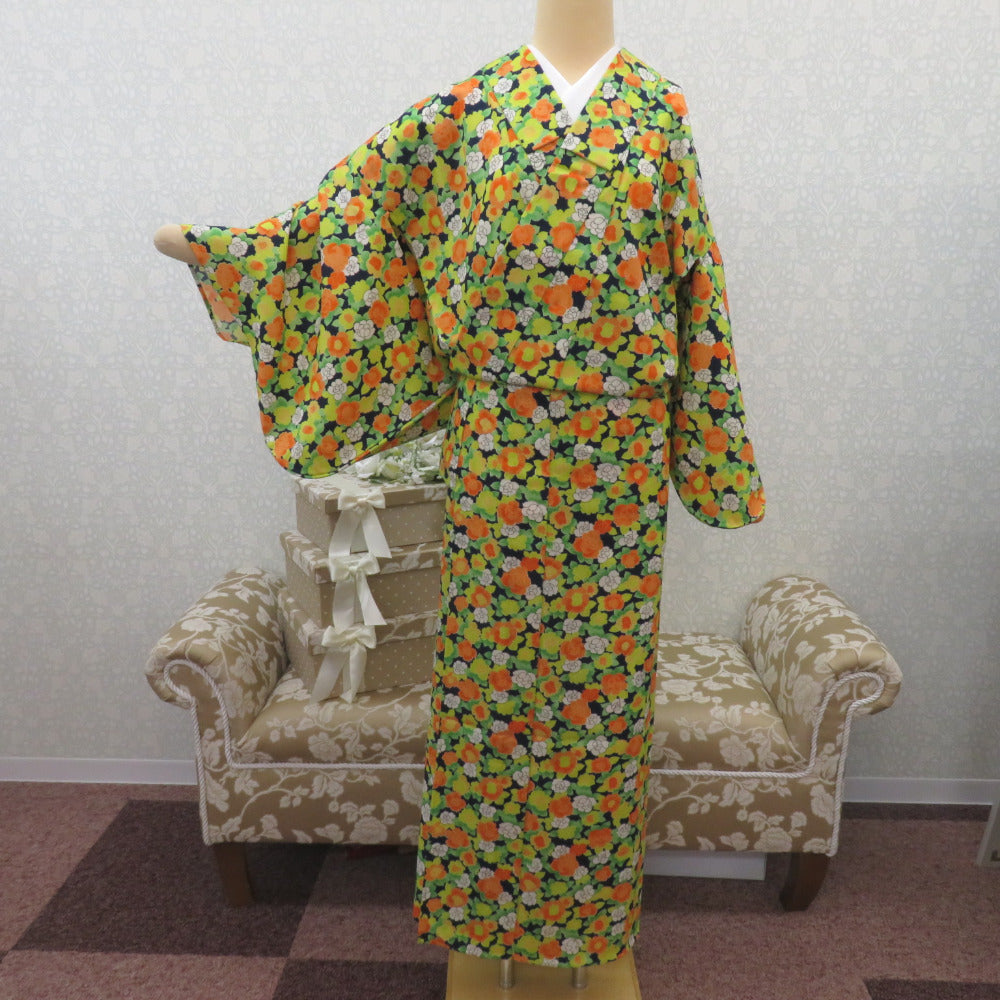 ウール着物 単衣 紺地 バチ衿 薔薇柄 カジュアルきもの 普段着物