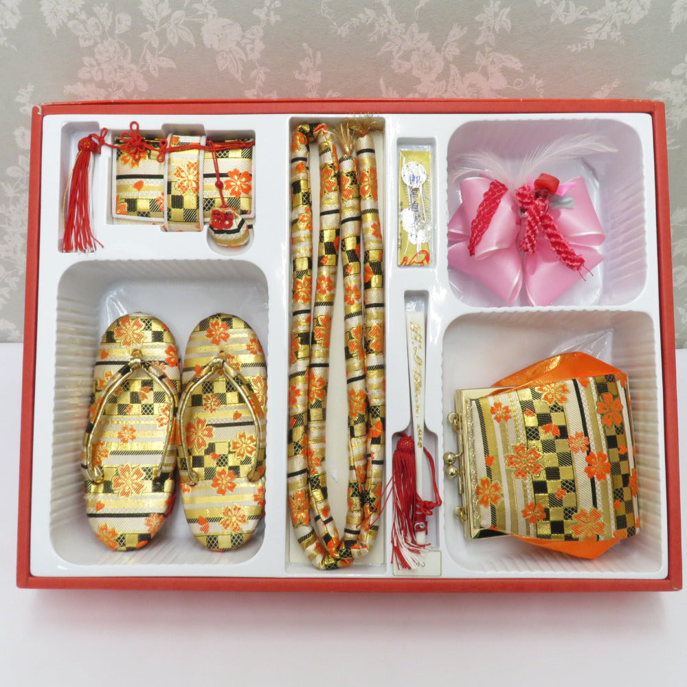 専用ページ　着物のみ 裄長】訪問着 袷 しだれ桜に扇 観世水文織出し 絞り 金彩 刺繍