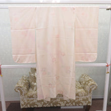 Load image into Gallery viewer, 子供着物 女の子用 四つ身 襦袢セット クリーム×オレンジ 花々 正絹 袷 フォーマル 子供きもの 女児 七五三 祝着 身丈119cm