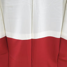 Load image into Gallery viewer, 紬 着物 格子模様 紺色ｘ赤色 袷 広衿 絹 仕立て上がり着物 身丈155cm