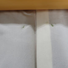 Load image into Gallery viewer, 紬 着物 アンサンブル 羽織付き セット 格子模様 袷 バチ衿 紺色ｘ赤色 正絹 カジュアル 仕立て上がり 身丈162cm