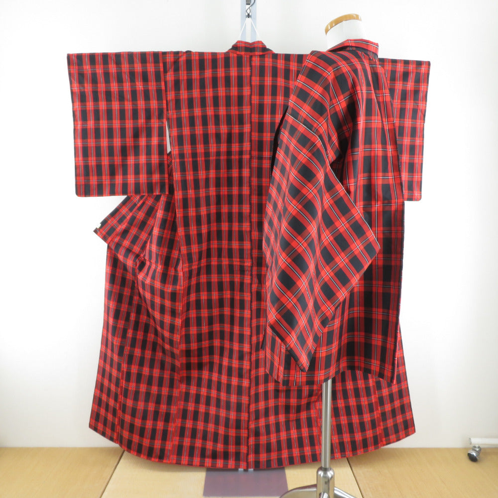 ninako5 新品 紗紬 鈴乃屋謹製 菊 夏着物 本場大島紬 6471 ninako5様専用 新品 紗紬 鈴乃屋謹製 菊 夏着物 本場大島紬 6471