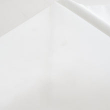Load image into Gallery viewer, 名古屋帯 正絹 塩瀬 白色ｘ青色 幾何学に植物文様 お太鼓柄 カジュアル 仕立て上がり 着物帯 長さ369cm