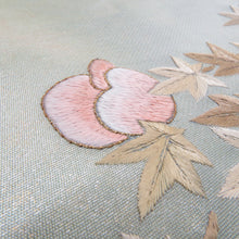 Load image into Gallery viewer, 名古屋帯 正絹 小鳥に花紋様 お太鼓柄 薄緑色 刺繍入り ジュアル 仕立て上がり 着物帯 長さ378cm