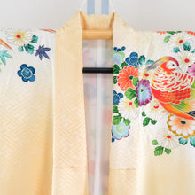 Load image into Gallery viewer, 振袖 黄色ｘ多色 カラフル キジ文様 刺繍入り 正絹 袷 広衿 成人式 仕立て上がり 身丈160cm 中古
