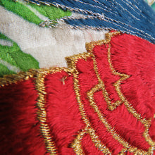 Load image into Gallery viewer, 振袖 黄色ｘ多色 カラフル キジ文様 刺繍入り 正絹 袷 広衿 成人式 仕立て上がり 身丈160cm 中古