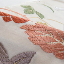 Load image into Gallery viewer, 名古屋帯 正絹 刺繍入り ベージュ色ｘ緑色ｘ多色 金糸 梅に紅葉模様 六通柄 カジュアル 仕立て上がり 着物帯 長さ353cm