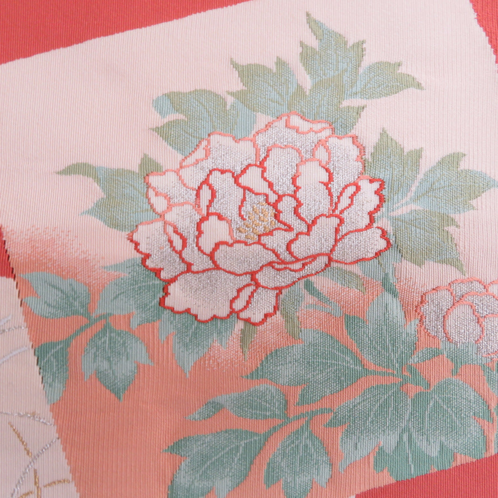 名古屋帯 正絹 つづれ織り サーモンピンク色x白色x緑色 花文様 金糸