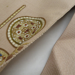 名古屋帯 八寸帯 正絹 薄茶色ｘ多色 オリエンタル模様 お太鼓柄 刺繍入り カジュアル 仕立て上がり 着物帯 長さ382cm