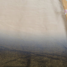 Load image into Gallery viewer, 袋帯 振袖用 金色ｘ灰色 御所車に小桜文様 六通柄 正絹 仕立て上がり 着物帯 長さ424cm