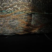 Load image into Gallery viewer, 袋帯 西陣織 証紙付き 振袖用 金色ｘ緑色 金糸銀糸 水玉文様 六通柄 正絹 未仕立て 着物帯 長さ464cm