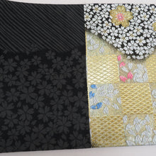 Load image into Gallery viewer, 袋帯 振袖用 金色ｘ黒色ｘ多色 ゴールド系 市松に桜文様 六通柄 正絹 仕立て上がり 着物帯 長さ440cm