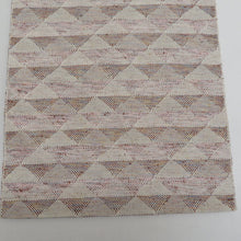 Load image into Gallery viewer, 名古屋帯 正絹 京袋帯 ベージュ色ｘ茶色 鱗模様 カジュアル帯 全通柄 仕立て上がり 着物帯 長さ376cm