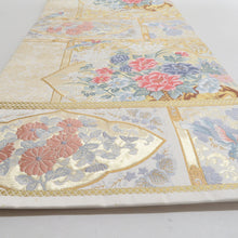 Load image into Gallery viewer, 袋帯 白地 金糸 花車文様 金色ｘピンク色ｘ多色 六通柄 正絹 仕立て上がり 着物帯 長さ440cm