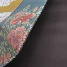 画像をギャラリービューアに読み込む, 袋帯 西陣織 未仕立て 金糸銀糸 切嵌紋様 緑色ｘ金色ｘピンク色 パステル系 証紙付き 刺繍入り 箱付き 六通柄 正絹 仕立て上がり 長さ456cm