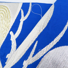 画像をギャラリービューアに読み込む, 袋帯 振袖用 ブルー系 青色ｘ銀色 松紋様 六通柄 正絹 仕立ての糸とじ無し 着物帯 長さ424cm