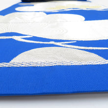 画像をギャラリービューアに読み込む, 袋帯 振袖用 ブルー系 青色ｘ銀色 松紋様 六通柄 正絹 仕立ての糸とじ無し 着物帯 長さ424cm