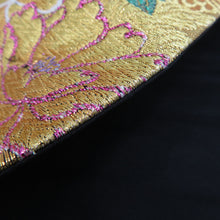 画像をギャラリービューアに読み込む, 袋帯 振袖用 ゴールド系 黒地 黒色ｘ金色ｘ多色 波に花々紋様 六通柄 正絹 仕立て上がり 着物帯 長さ440cm