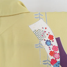 画像をギャラリービューアに読み込む, 付下げ 袷 辛子色ｘオレンジ色ｘ多色 冊紙に熨斗と花々紋様 広衿 正絹 仕立て上がり着物 身丈157cm