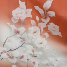 画像をギャラリービューアに読み込む, 付下げ 袷 オレンジ色ｘ白色 ぼかし染め 刺繍入り 花紋様 広衿 正絹 仕立て上がり着物 身丈167cm