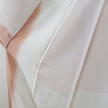 画像をギャラリービューアに読み込む, 付下げ 袷 くすみピンク色ｘ灰色ｘ薄青色 ぼかし染め 風景紋様 広衿 正絹 仕立て上がり着物 身丈156cm