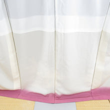 画像をギャラリービューアに読み込む, 付下げ 袷 青紫色ｘピンク色ｘ白色 ぼかし染め 御所庭園に花々紋様 広衿 正絹 仕立て上がり着物 身丈160cm