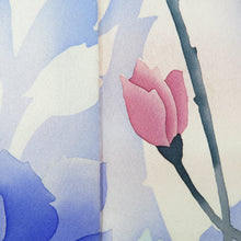 Load image into Gallery viewer, 付下げ 袷 青色ｘピンク色 ぼかし染め 花々紋様 広衿 正絹 仕立て上がり着物 身丈156cm