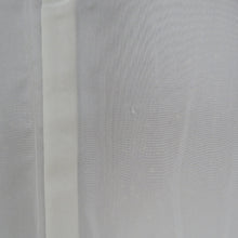 Load image into Gallery viewer, 付下げ 袷 茶色ｘ薄緑色 タタキ染め 刺繍入り 芝に葉紋様 一つ紋入り 剣片喰紋 広衿 正絹 仕立て上がり着物 身丈155cm