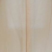 画像をギャラリービューアに読み込む, 付下げ 袷 グレーぼかし ぼかし染め ブルー系 灰色ｘ青紫色ｘ多色 お道具紋様 広衿 正絹 仕立て上がり着物 身丈154cm