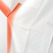 画像をギャラリービューアに読み込む, 付下げ 袷 黄緑色ｘ緑色 金糸 刺繍入り ぼかし染め 草花紋様 金糸 広衿 正絹 仕立て上がり着物 身丈158cm