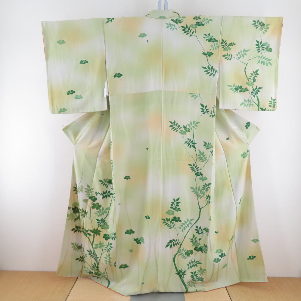 付下げ 袷 黄緑色ｘ緑色 金糸 刺繍入り ぼかし染め 草花紋様 金糸 広衿 正絹 仕立て上がり着物 身丈158cm【中古】 付下げ 袷 黄緑色x緑色 金糸 刺繍入り ぼかし染め 草花紋様 金糸 広衿