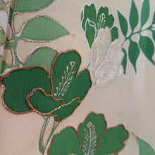 画像をギャラリービューアに読み込む, 付下げ 袷 黄緑色ｘ緑色 金糸 刺繍入り ぼかし染め 草花紋様 金糸 広衿 正絹 仕立て上がり着物 身丈158cm