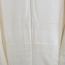 画像をギャラリービューアに読み込む, 付下げ 袷 薄オレンジ色ｘ茶色 パステル系 ベージュ系 扇子に菊紋様 刺繍入り 金糸 広衿 正絹 仕立て上がり着物 身丈154cm