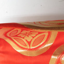 Load image into Gallery viewer, 袋帯 金糸 オレンジ系 オレンジ色ｘ金色 家紋文様 六通柄 レトロ 正絹 仕立て上がり 長さ416cm