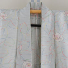 画像をギャラリービューアに読み込む, 紬 着物 単衣 椿模様 薄青色ｘピンク色ｘ多色 パステル系 バチ衿 正絹 仕立て上がり着物 身丈161cm