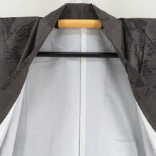 画像をギャラリービューアに読み込む, 紬 着物 黒色ｘ灰色 茶色系 四角に風景模様 袷 バチ衿 正絹 カジュアル 仕立て上がり 身丈157cm