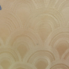 画像をギャラリービューアに読み込む, 小紋 袷 サーモンピンクｘオレンジｘ青色 ぼかし 青海波模様 正絹 広衿 仕立て上がり着物 身丈157cm