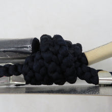 Load image into Gallery viewer, 和小物 羽織紐 男性用 紺色 丸組 手組紐 箱付き 正絹 メンズ用 和装小物 モスグリーン
